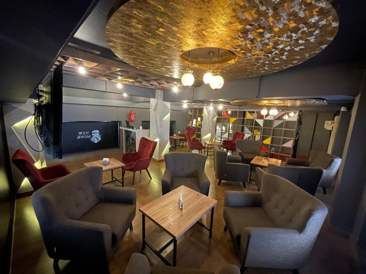 亚穆纳酒店 Adur 外观 照片